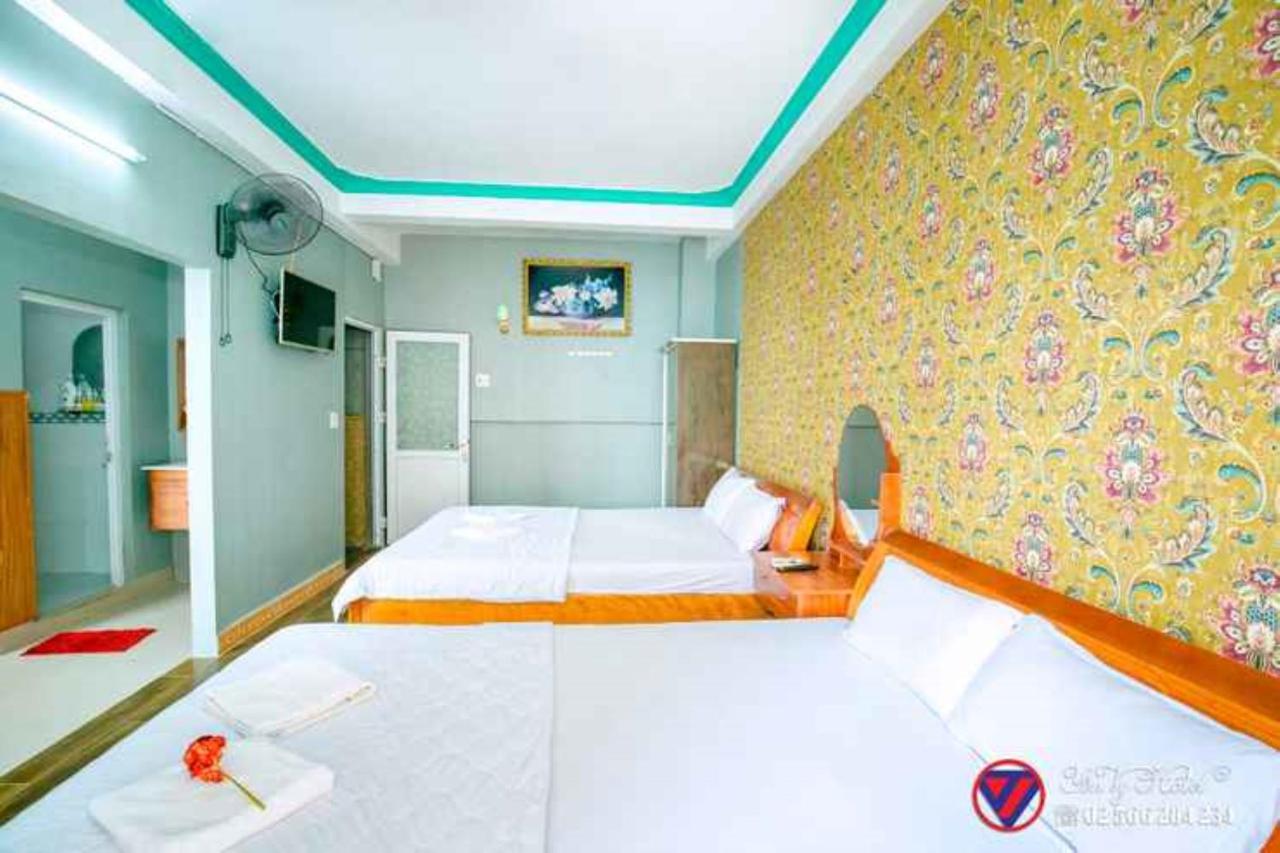 Yen Vy Hotel Quy Nhon Exterior photo