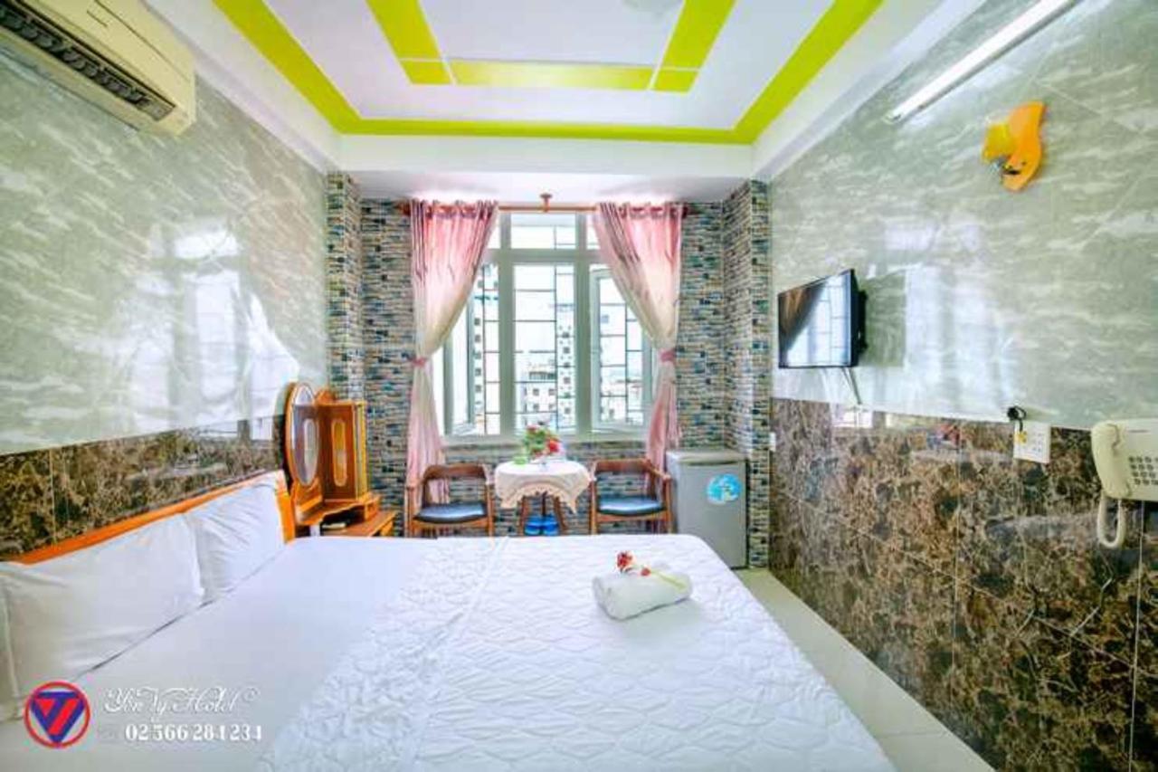 Yen Vy Hotel Quy Nhon Exterior photo